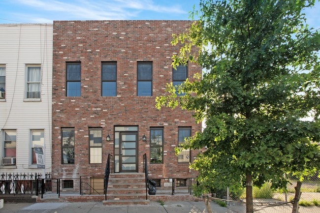 Building Photo - 63-12 Fresh Pond Rd