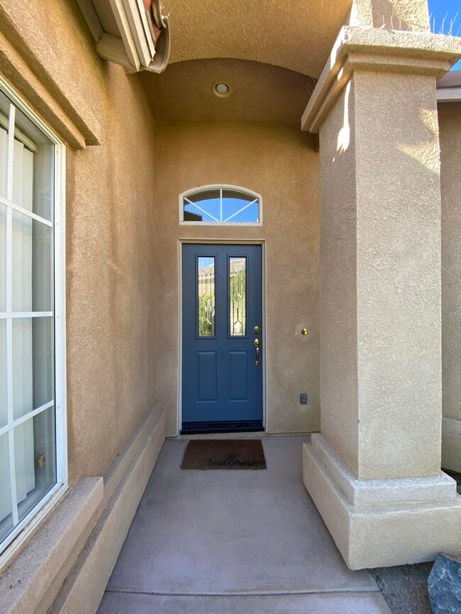 Foto del edificio - 45385 Big Canyon St