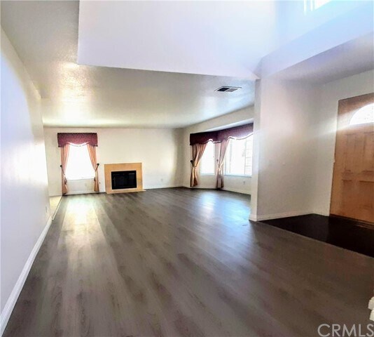 Building Photo - 651 Pantera Dr