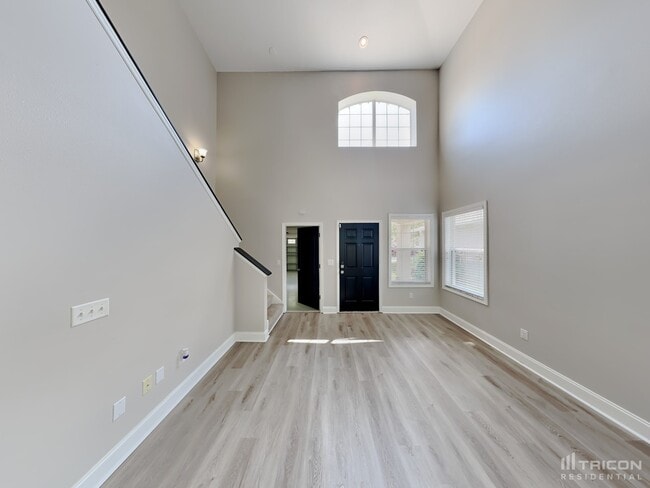 Building Photo - 10031 Landport Way