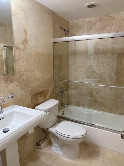 Bathroom - 1872 NE 46th St