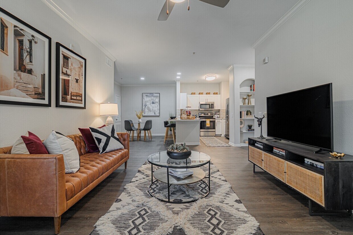 Foto principal - Bright, Open, & $500 Off