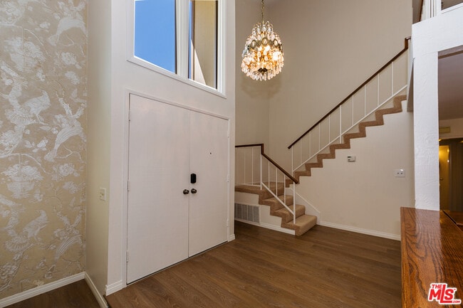 Foto del edificio - 15501 Claycliff Ct