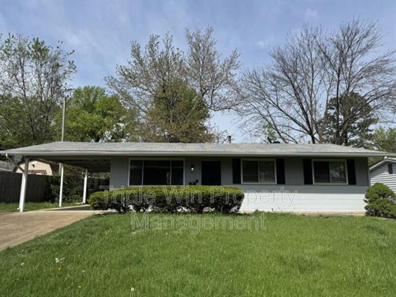 Foto principal - 1035 Bluefield Dr