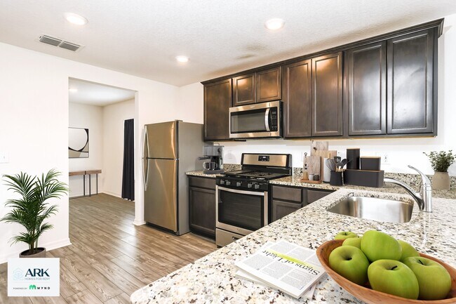Building Photo - 417 Kensington View Dr