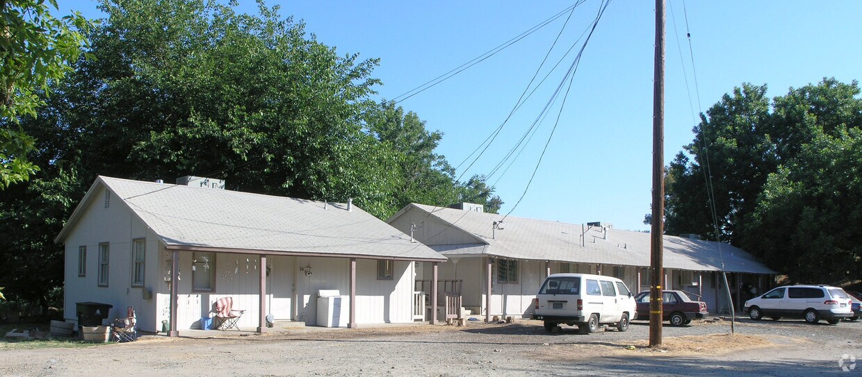 Foto del edificio - 5931-5935 Garden Ave
