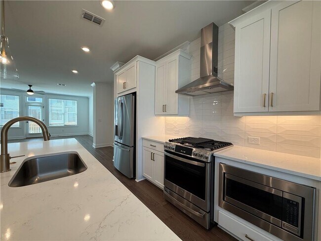 Building Photo - 5410 Howington Ct