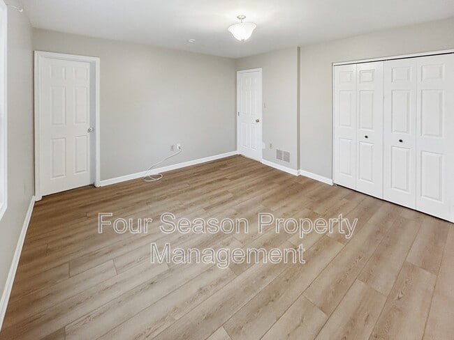 Building Photo - 1819 Elizabeth Ct