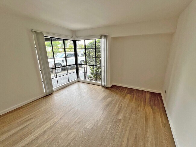 Foto del edificio - 2564 W 5th St