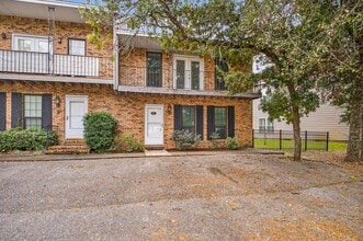 Building Photo - 96 Yacht Club Dr NE