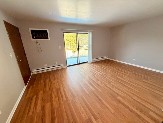 Foto del edificio - 1538 Crimson Ln