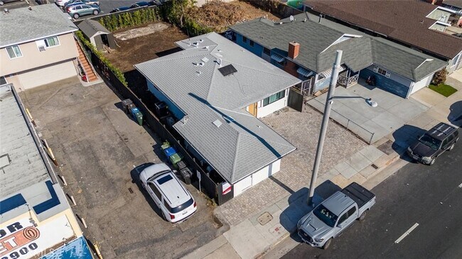 Foto del edificio - 4731 W El Segundo Blvd