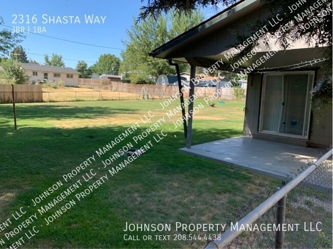 Foto del edificio - 2316 Shasta Way