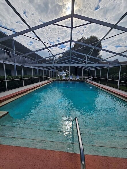 Foto del edificio - 320 Lakeview St