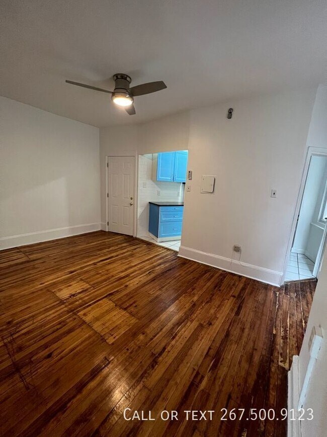 Building Photo - 236 S 45th St