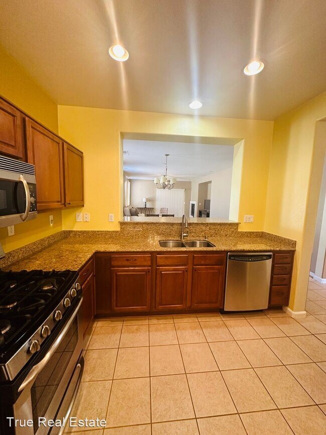 Building Photo - 3 br, 2 bath House - 595 Needles Ct