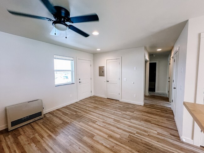 Foto del edificio - Newer Duplex for Rent Between Twin Bridges and Sheridan!