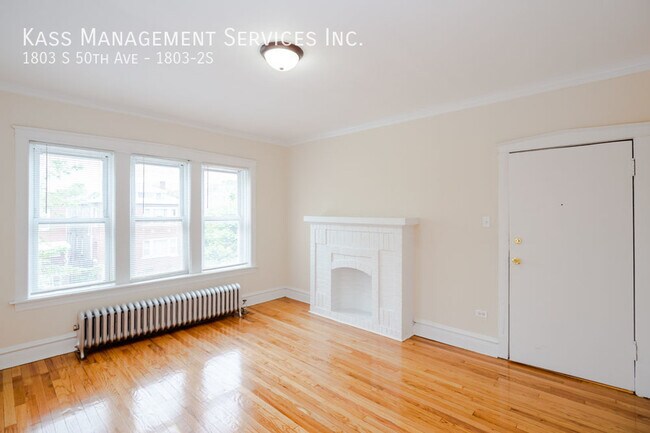 Foto del edificio - 1803 S 50th Ave