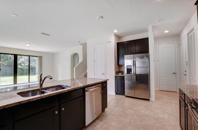 Building Photo - 8979 Gulf Run Way