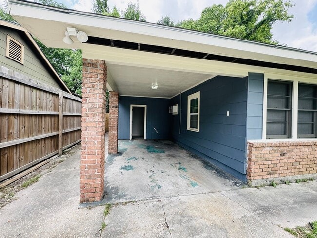 Building Photo - 4136 Mohican St