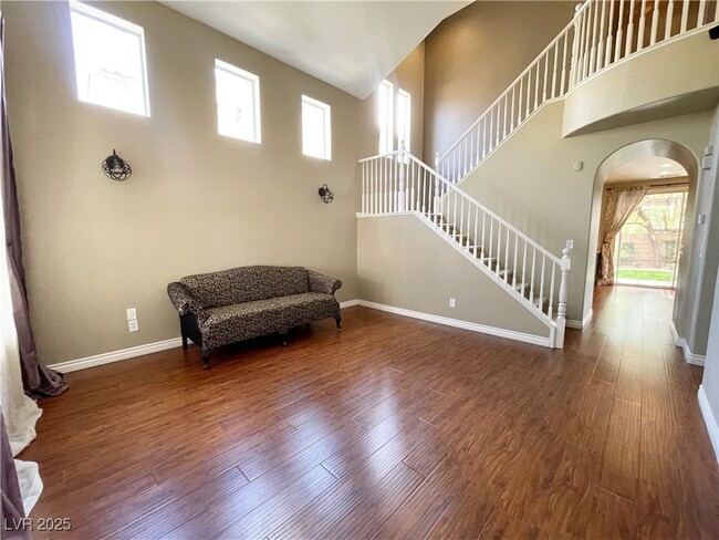 Building Photo - 11761 Del Sur Ave