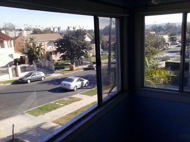 Foto del edificio - 2021 S Rimpau Blvd