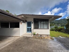 Building Photo - 3571 Manoa Rd
