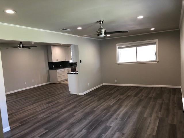 Foto del edificio - 507 Colonial Dr
