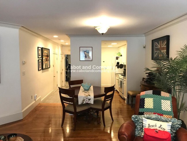Foto del edificio - 331 Beacon St