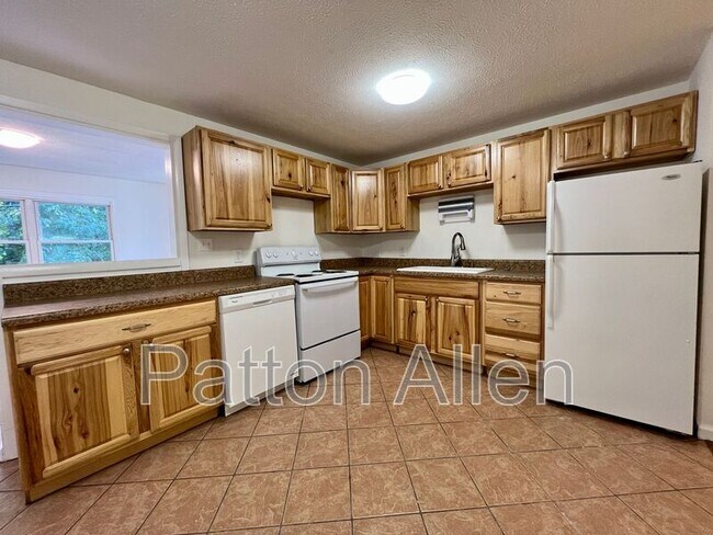 Foto del edificio - 45 High Meadow Rd