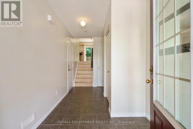 Building Photo - 175 David Bergey Dr