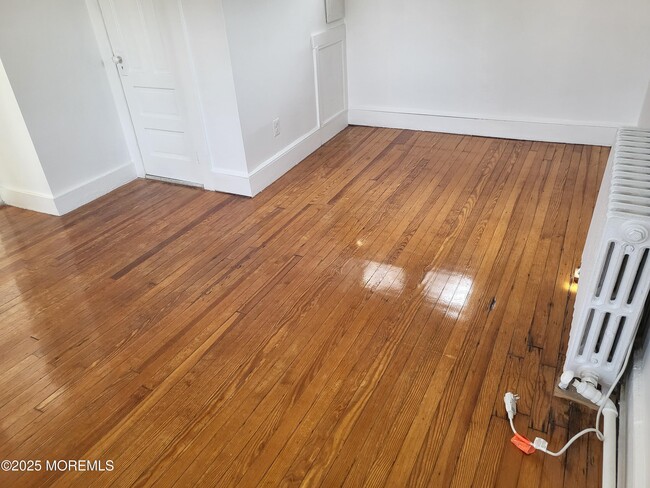 Building Photo - 122 Mt Hermon Way