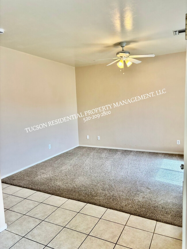 Building Photo - 8527 E Seabury Ct