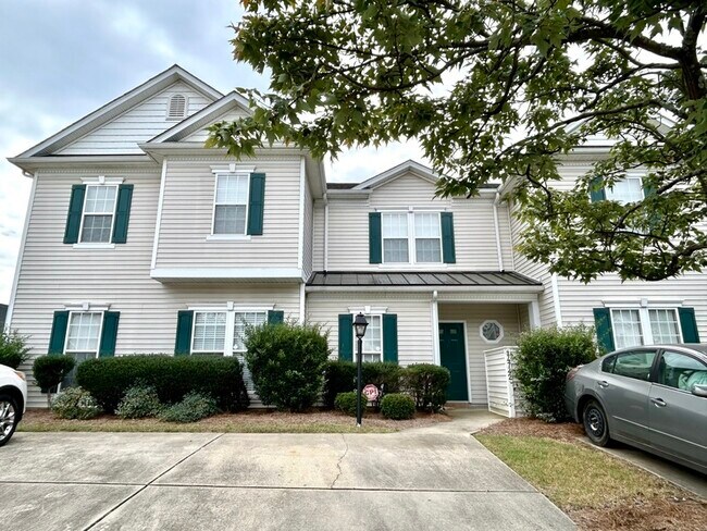 Foto del edificio - 14742 Lions Pride Ct