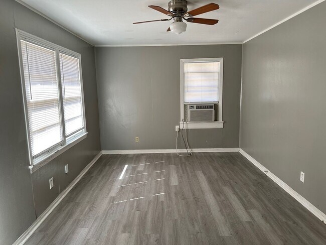 Foto del edificio - Bossier 3 Bed 1 bath Apartment
