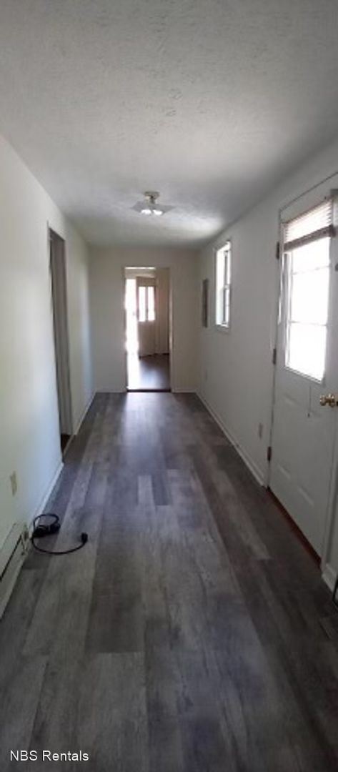 Building Photo - 2 br, 1 bath House - 905 5th Street