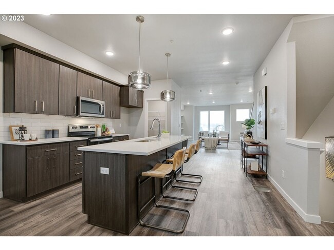 Foto del edificio - 3 Bedroom newer NW Portland Home, with Wat...