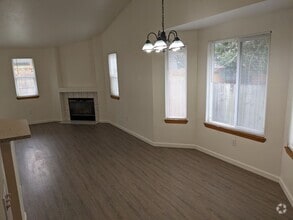 Building Photo - 12613 NE 46th St