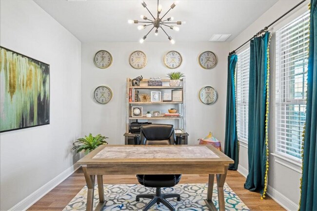 Foto del edificio - 2544 Granite Hill Dr