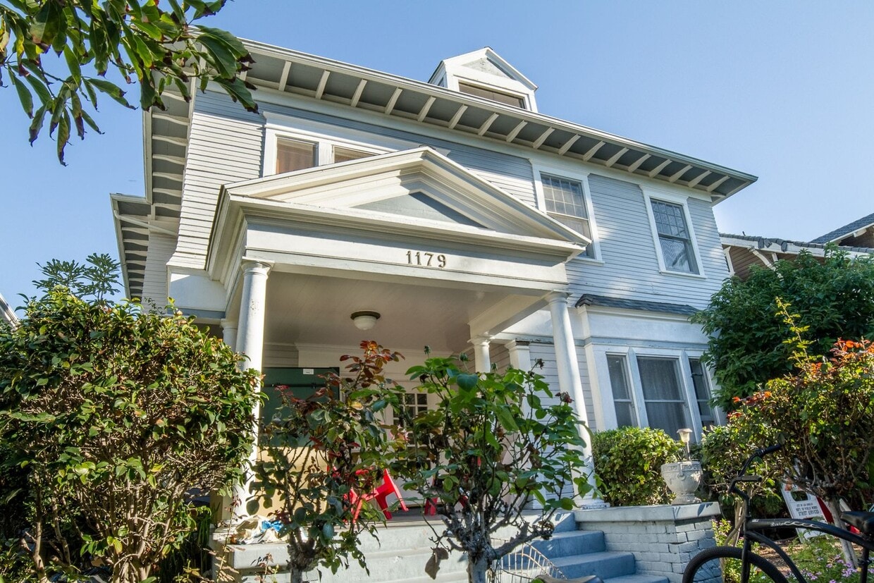 Foto principal - The Carina Victorian Home near the Row!