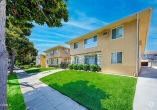 Building Photo - 91 S Meridith Ave