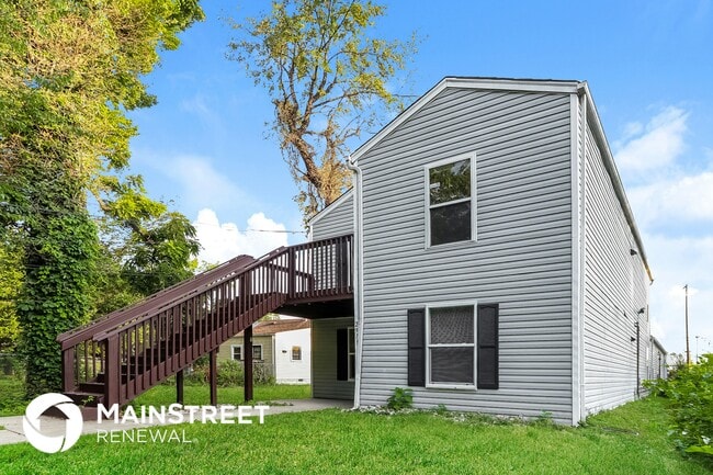 Building Photo - 2913 Dumesnil St