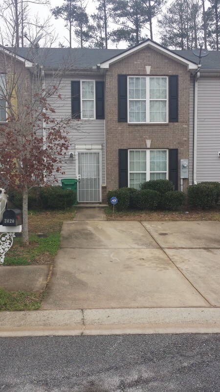 Primary Photo - 2420 Piering Dr
