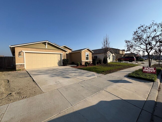 Foto del edificio - NW Visalia Home Near Shopping Center Available Now!