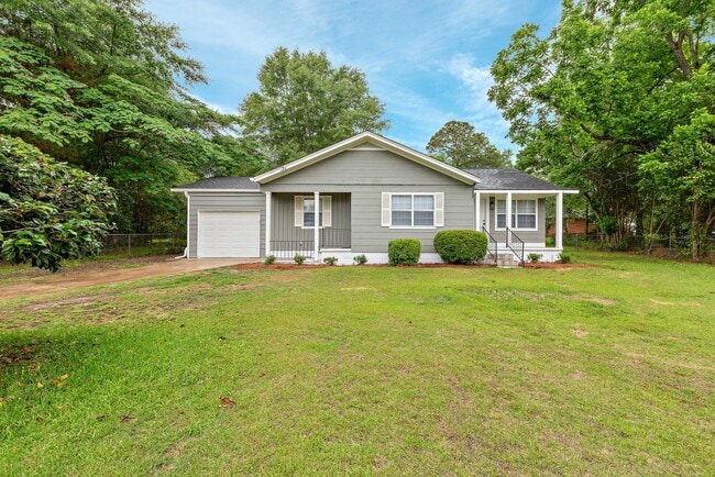 Building Photo - 128 Woods Dr