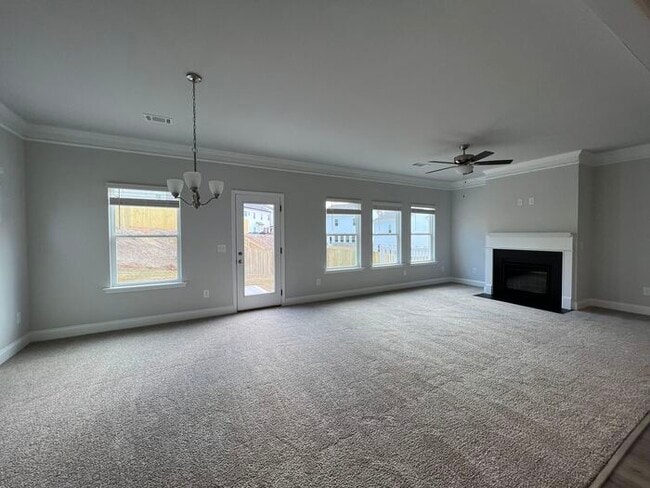 Foto del edificio - 5144 Aylesbury Ct