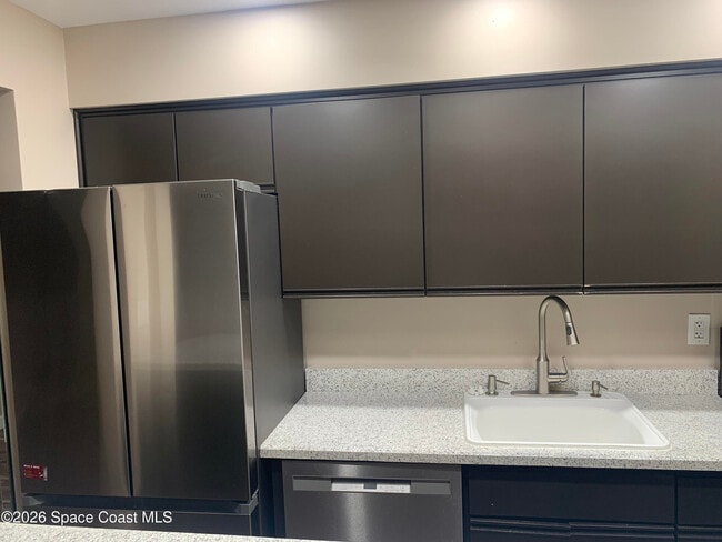 Building Photo - 1273-1A1a Jimmy Buffett Mem Hwy