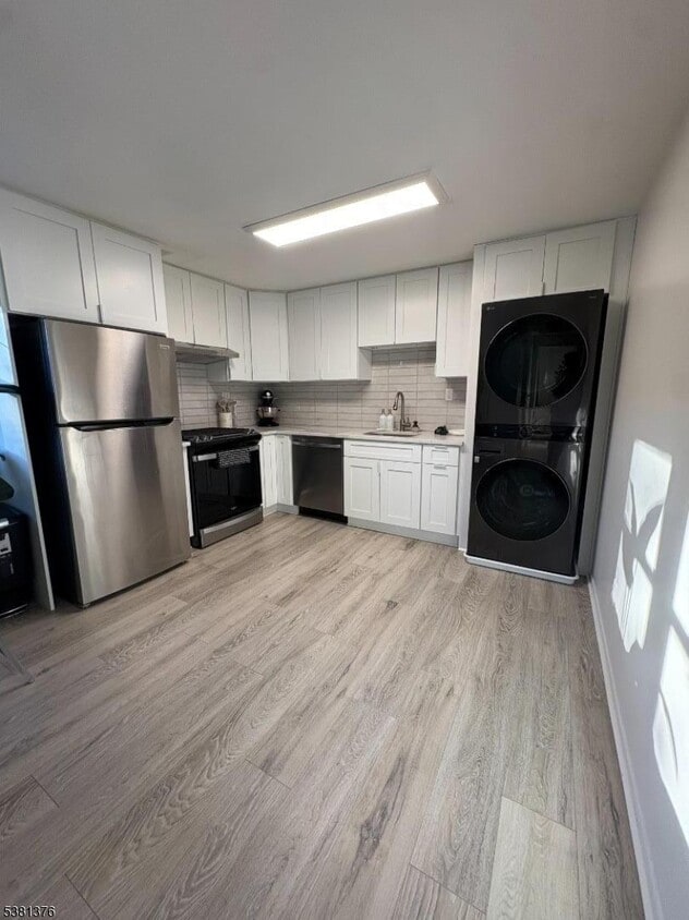 Foto principal - 428 Midland Ave