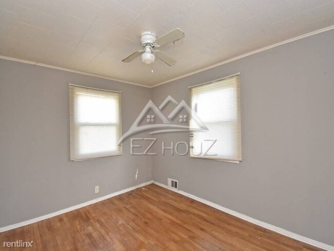 Building Photo - 2 br, 1 bath Apartment - 422 Old Home Rd