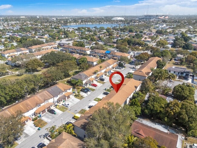 Foto del edificio - 3364 NW 197th Terrace